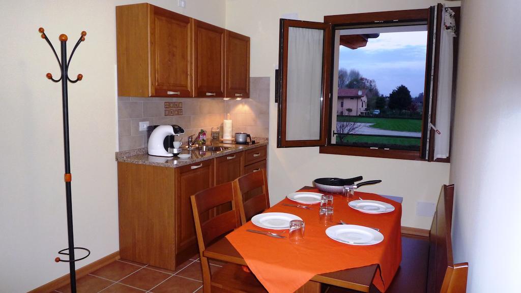 Agriturismo Ai Laghi Pocenia الغرفة الصورة