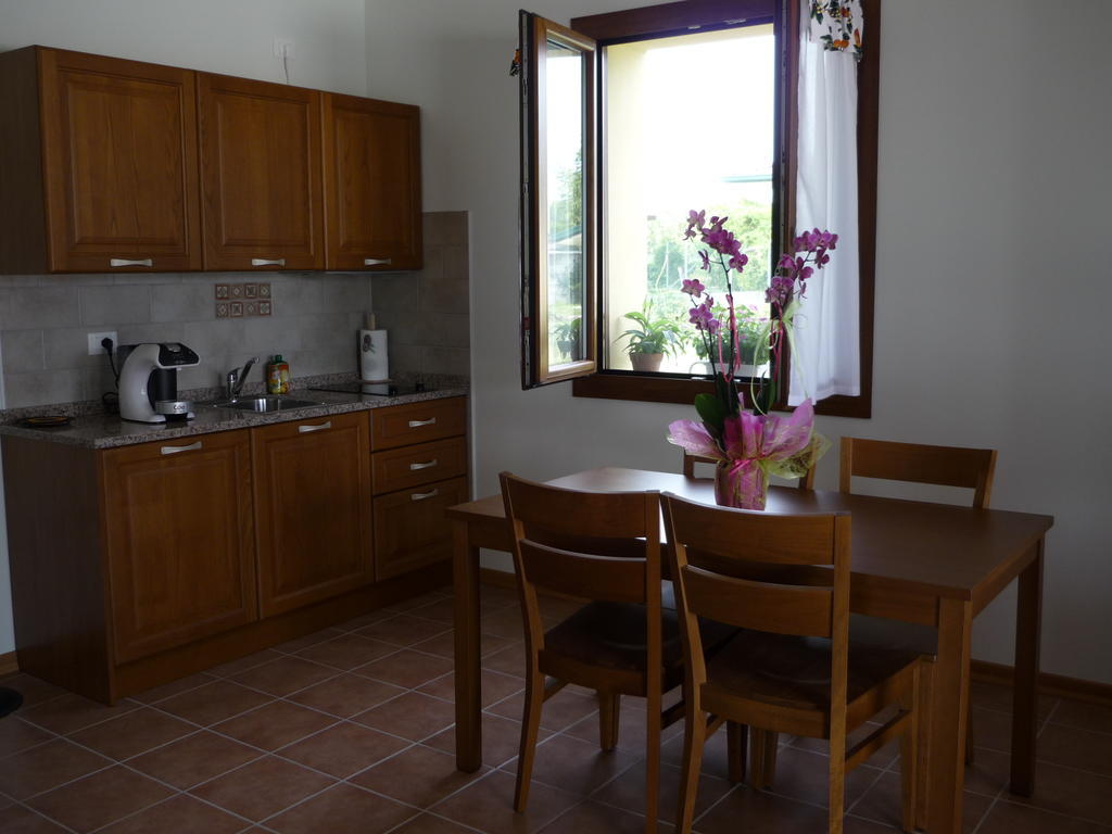 Agriturismo Ai Laghi Pocenia الغرفة الصورة